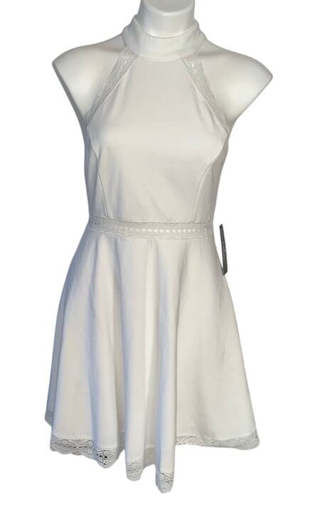 Lulus Dresses & Skirts - Lulus women’s New white halter reach out my hand skater dress